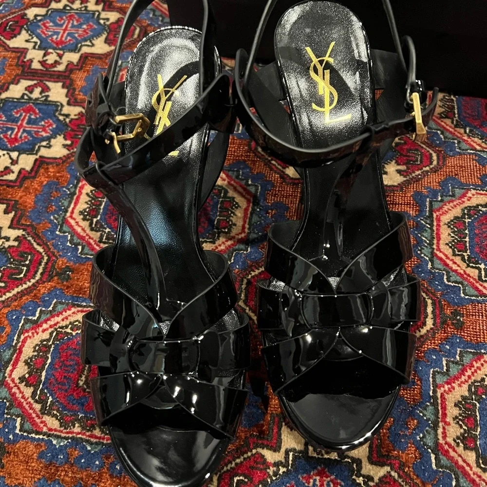 Saint Laurent Tribute Platform Sandals in Patent Leather - Picture 2 of 12